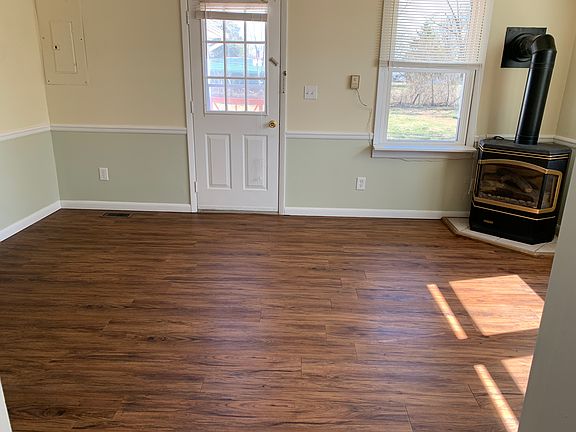 5th image of 204 Saint Ambrose Church Ln