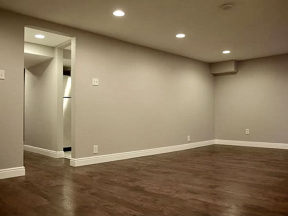 5th image of 2825 S Connor St #0