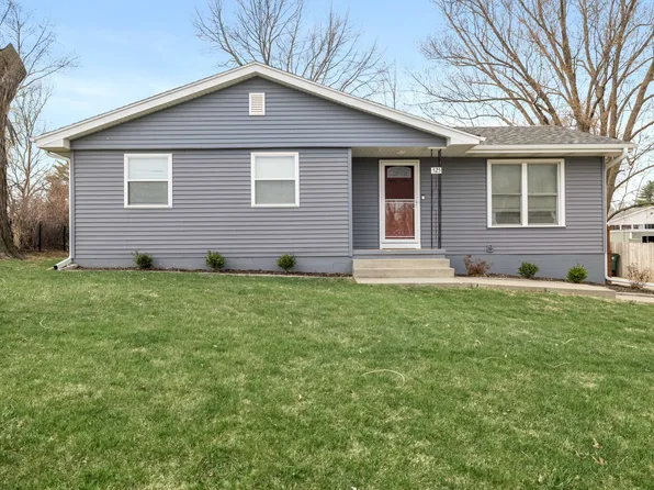 525 S 5th St, Carlisle, IA 50047