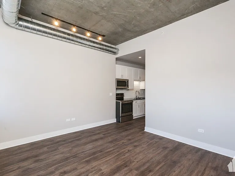 The Eagle Building - 3833 N Broadway — Photo 6