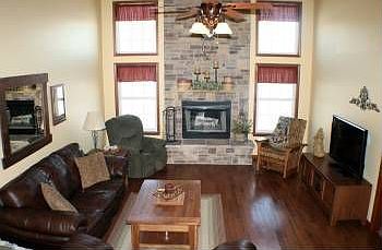 3rd image of 239 E Bridgewater Ln