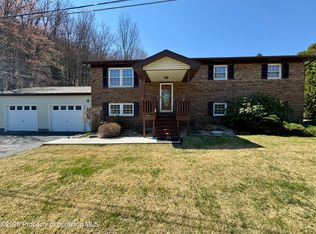 40 Hilltop Dr, Scott Township, PA