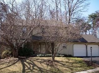 8421 Golden Aspen Ct, Springfield, VA 22153