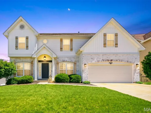 4006 Riverdell Dr, Wentzville, MO 63385