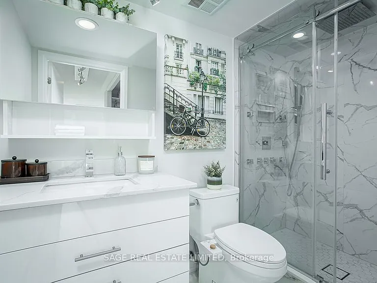 25 Telegram Mews #3707 — Photo 21