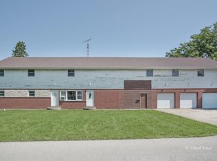 25164 W Tamarack Dr, Wauconda, IL 60084