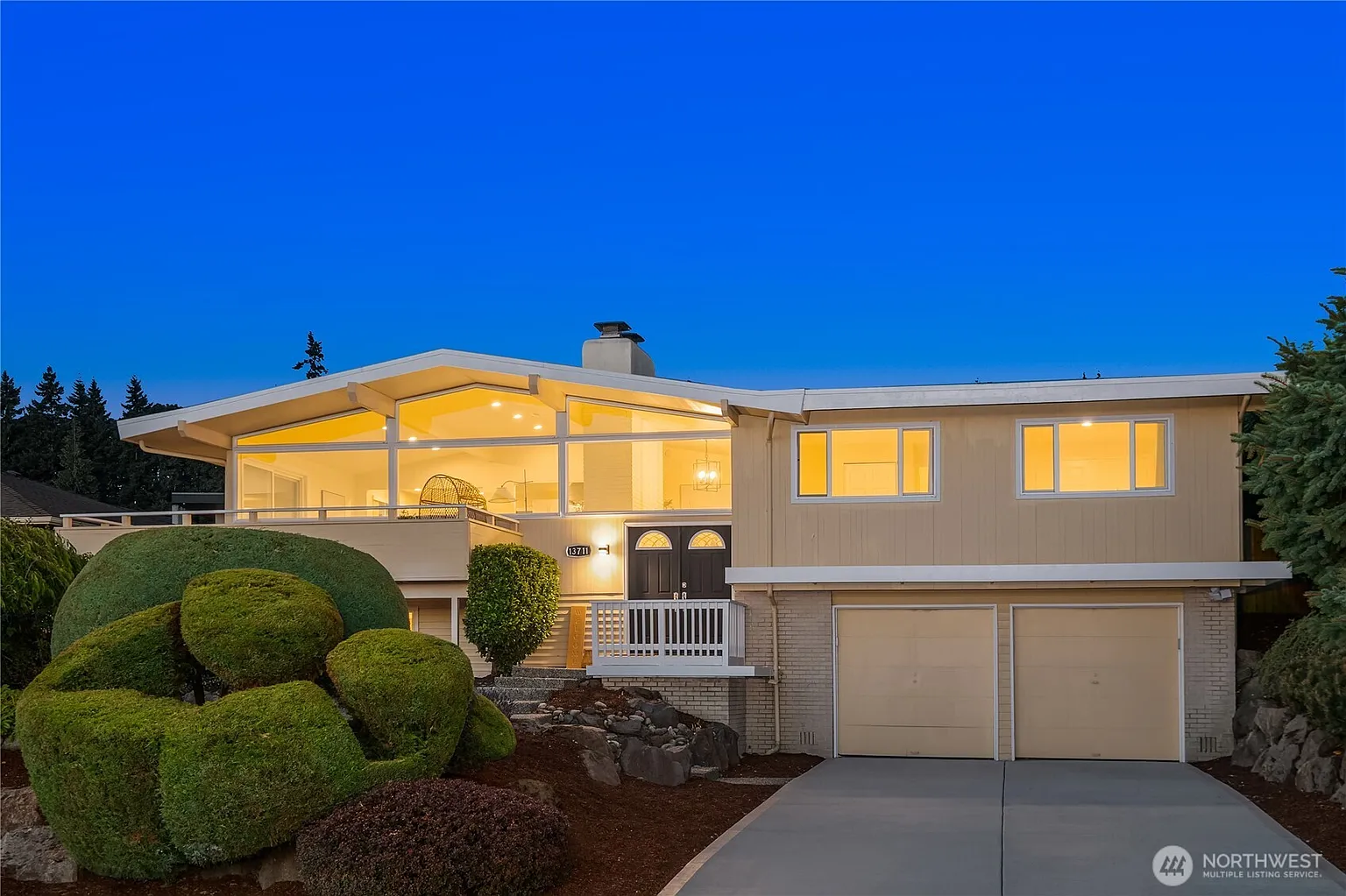 13711 SE Somerset Lane photo 1