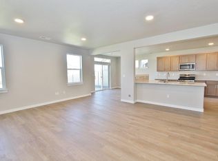 4032 N Glider Ave, Meridian, ID 83646