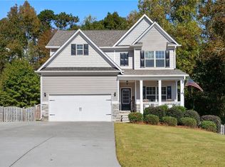 35 Grove Park Dr, Dallas, GA 30132