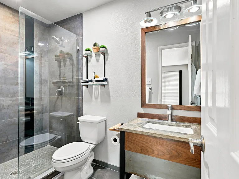 3421 Galaway Bay Dr — Photo 17