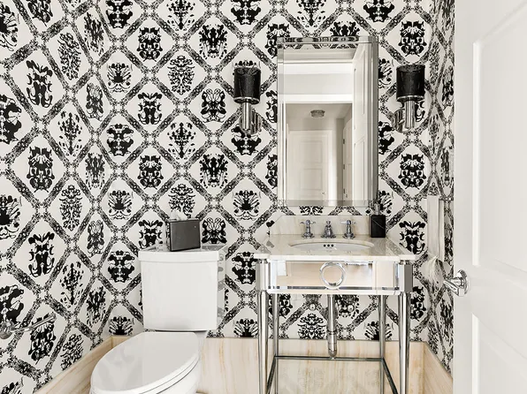 30 Park Place image 9 of 13