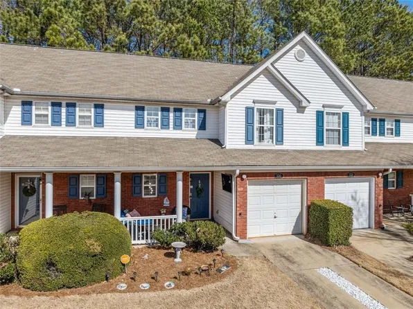330 Cottonwood Creek Cir, Canton, GA 30114