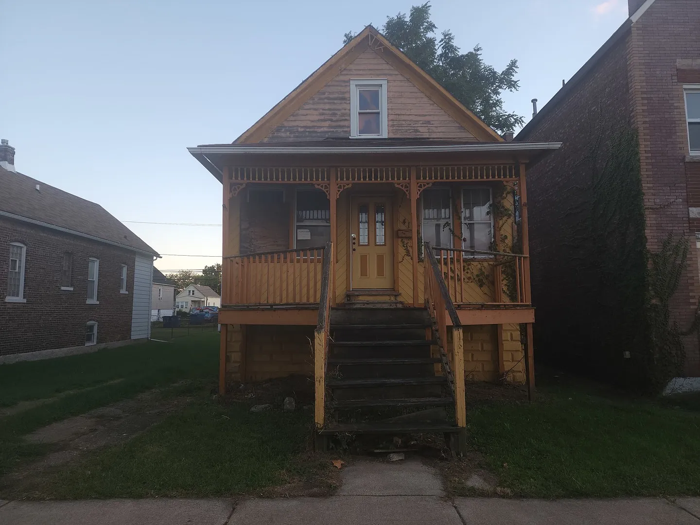 41 155th Pl photo 1
