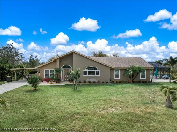 117 Zodiac Rd, Sebring, FL 33876