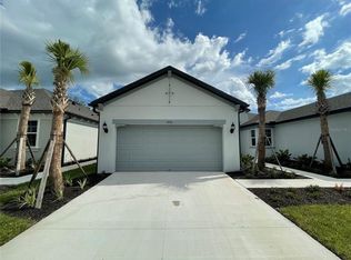 5930 Fiore Dr, Bradenton, FL 34208