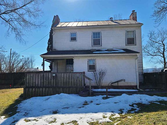 2nd image of 1551 Parkersburg Tpke