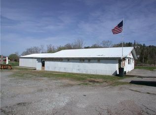 3246 Clydeton Rd, Waverly, TN 37185