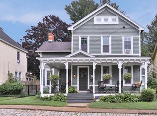 4 Locust Ave, Troy, NY 12180