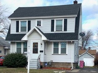 16 Wheeldon Dr, Rochester, NY 14616