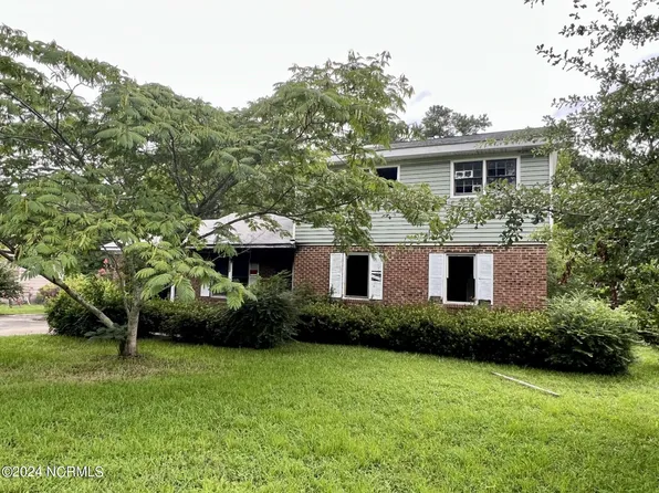4207 Fairlawn Drive, Wilmington, NC 28405