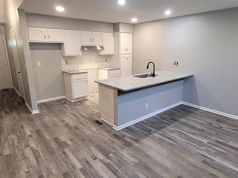 10044 W 86th Ter — Photo 13