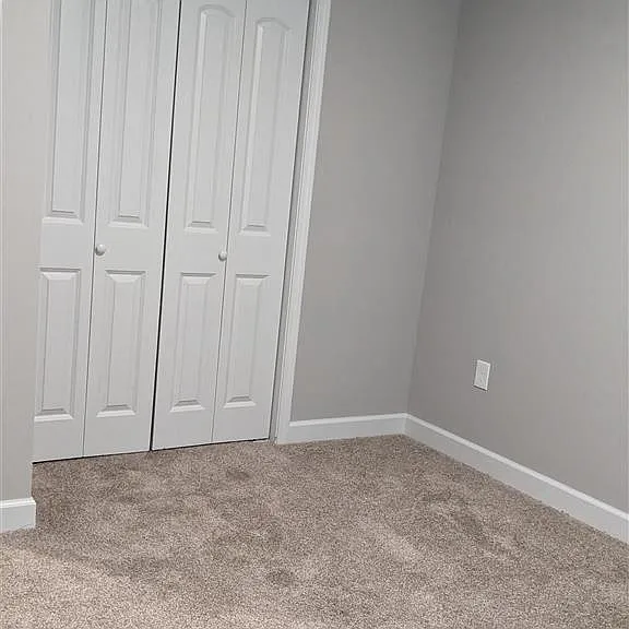 Woodlark Apartments — Photo 14