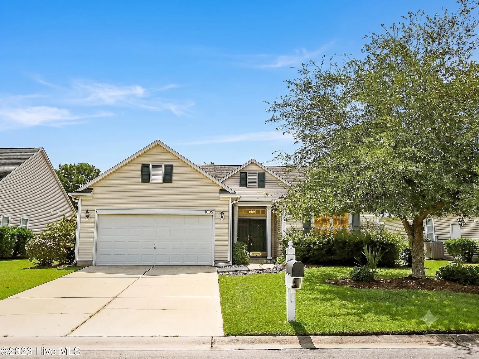 3 bed, 2.0 bath, $1,995 — Photo 1