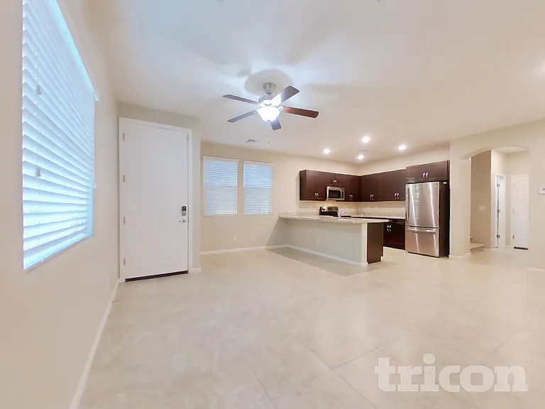 12586 W Mazatzal Dr — Photo 3