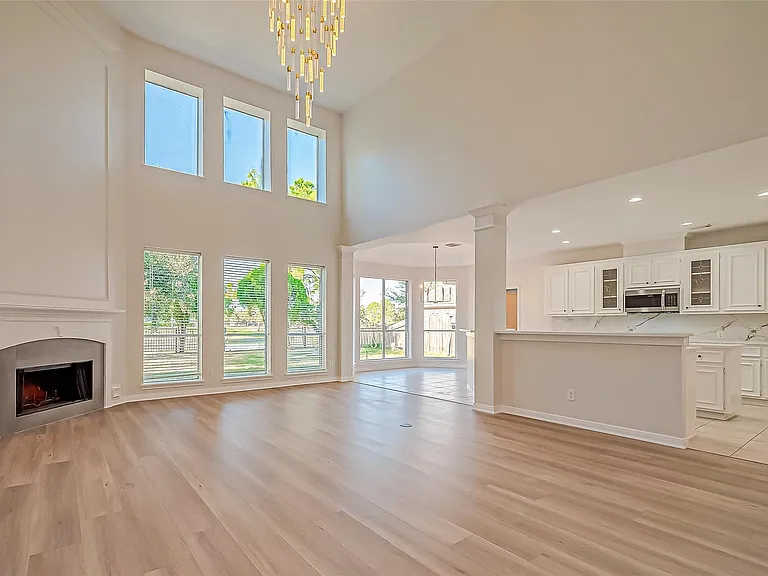 11210 Hundred Bridge Ln — Photo 10
