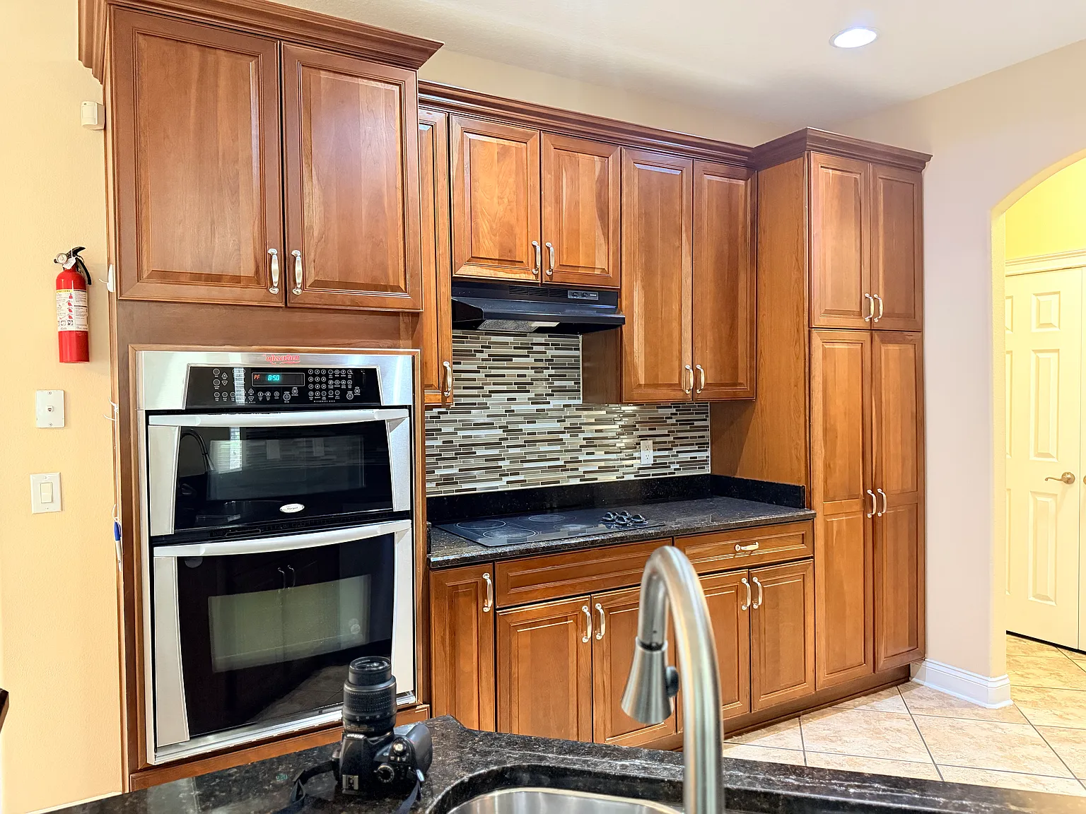 5 bed, 3.5 bath, 3180 sqft, $3,800 — Photo 3