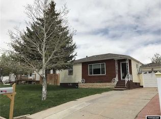 603 Ryan St, Rawlins, WY 82301