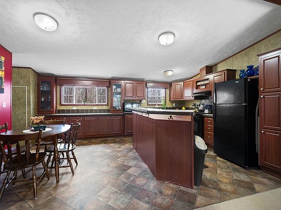 4th image of 21 Julia Avenue