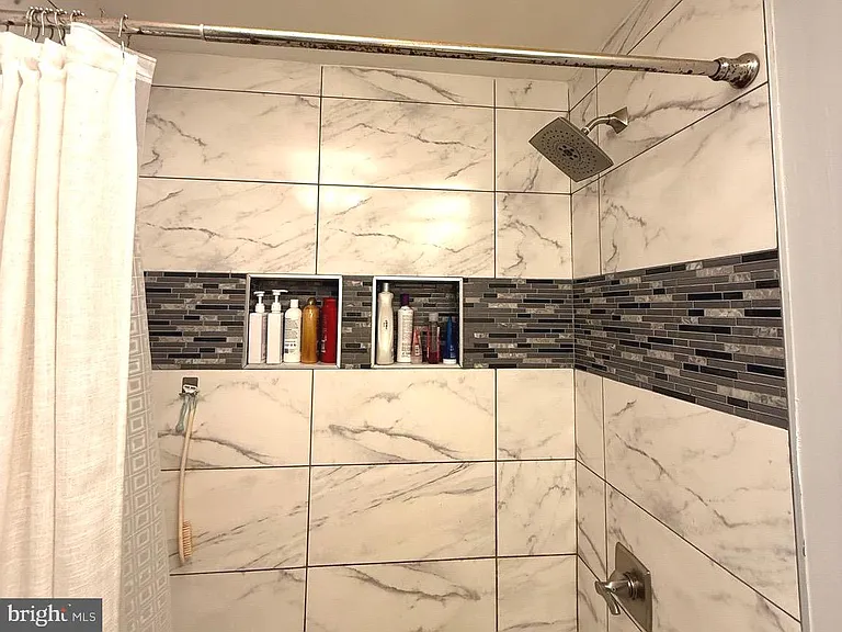 4743 Pomegranate Ct — Photo 9