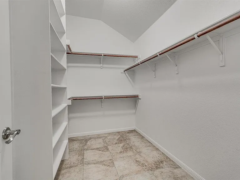609 Walsh Hill Trl — Photo 21