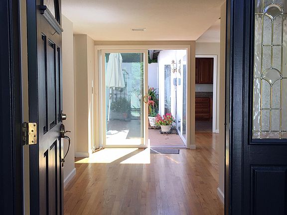 Entry, leading to central atrium patio