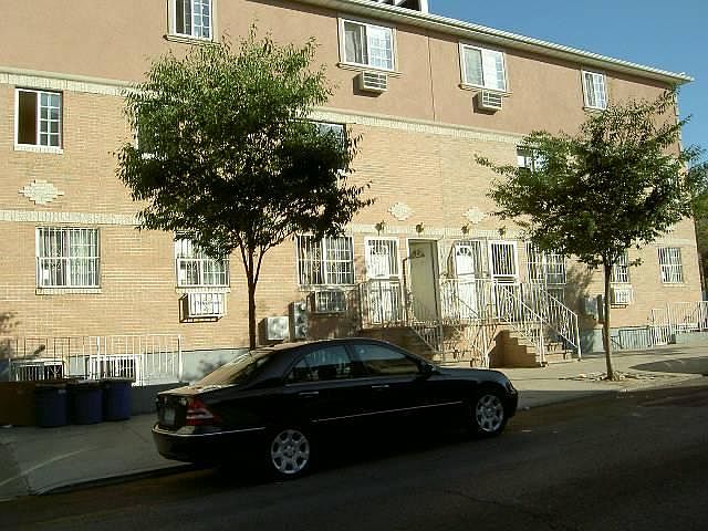 1st image of 210 Troutman St
