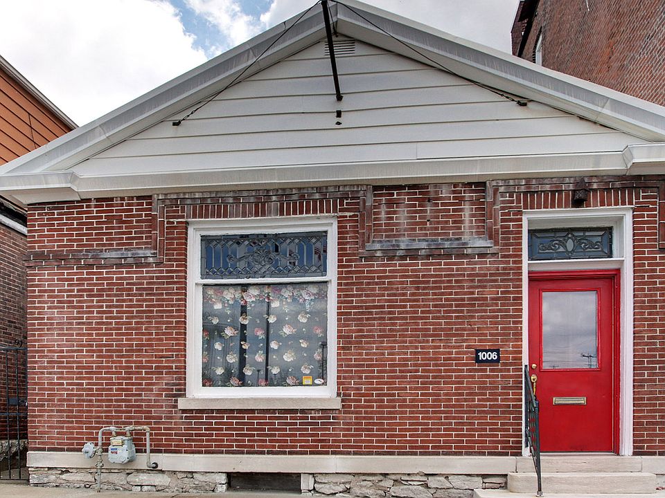 1st image of 1006 Maine St