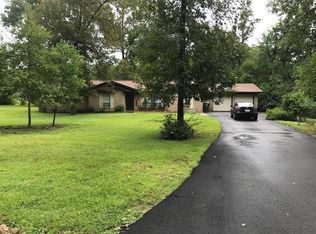 220 E Forestway Cir, Conroe, TX 77304