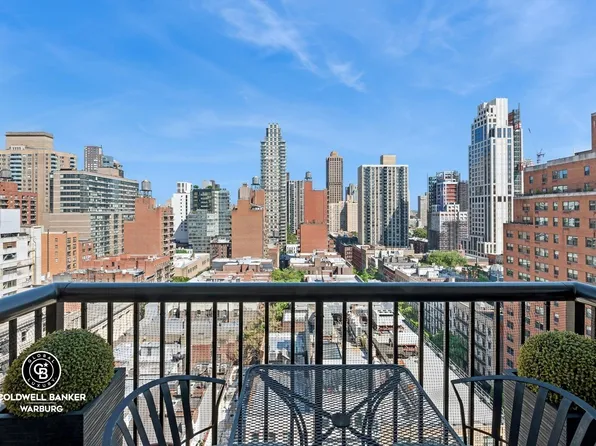 171 East 84th Street image 1 of 16