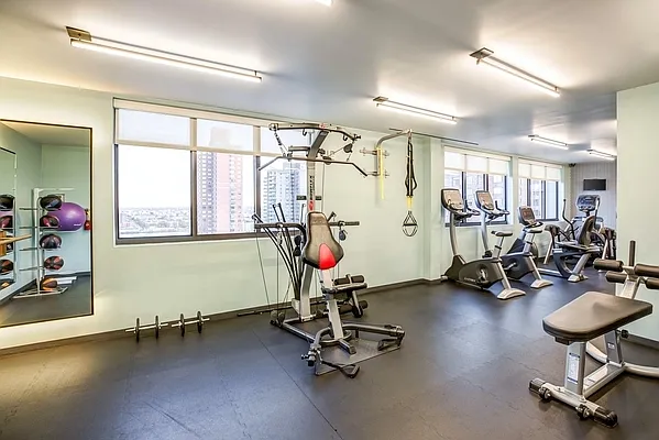 Rented by Greystar | media 1