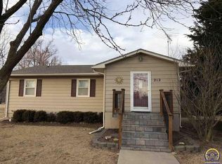212 E 4th St, Allen, KS 66833