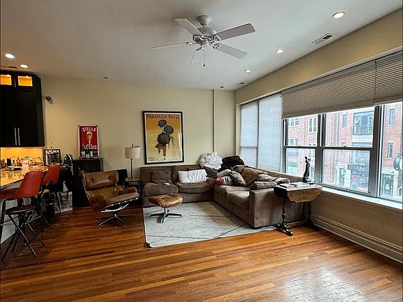 4th image of 1748 W North Ave #2W