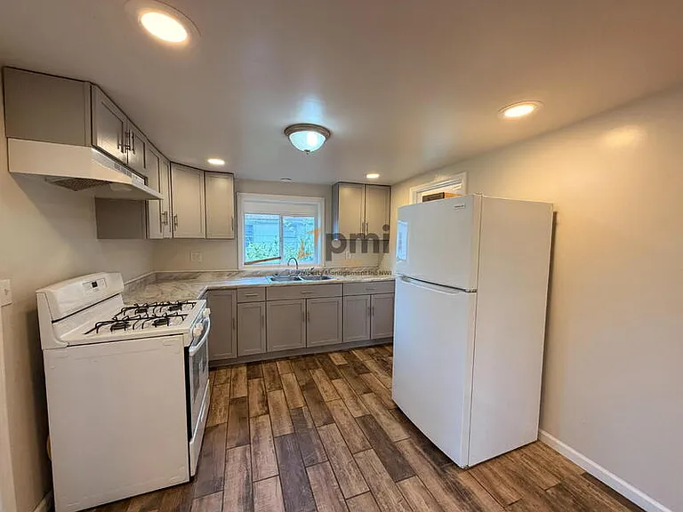 4816 Massachusetts St — Photo 5