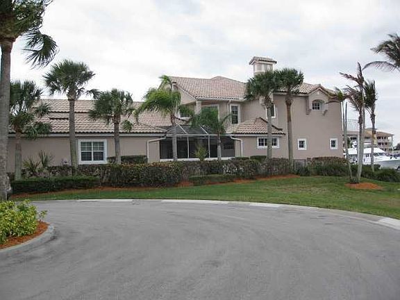 2nd image of 5585 E Harbor Village Dr