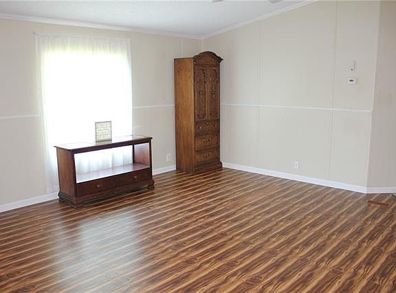 5th image of 265 Hano Rd