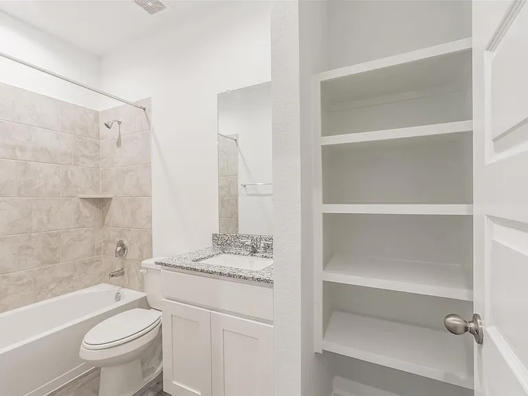 2209 Laurel Bloom Ln — Photo 17