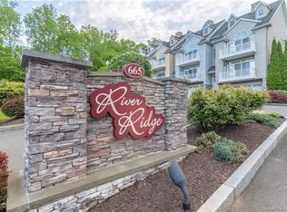 665 River Rd UNIT 1, Shelton, CT 06484
