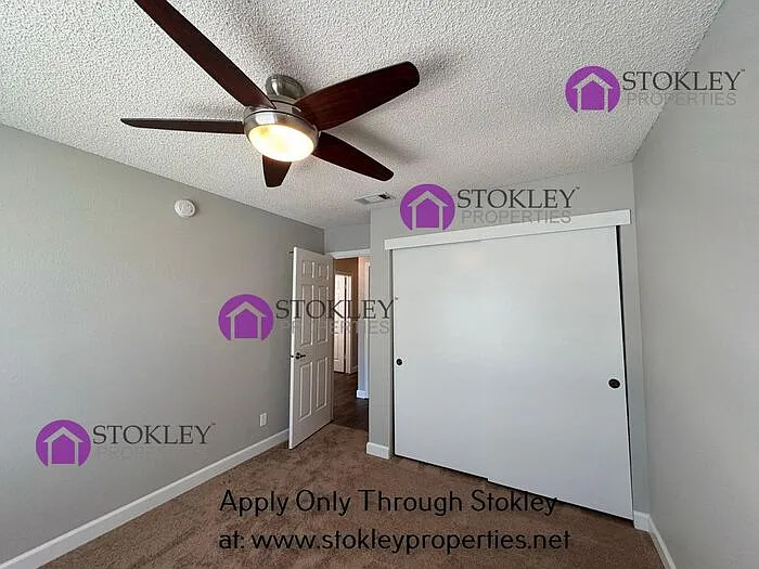 2397 Lake Meadow Cir — Photo 49