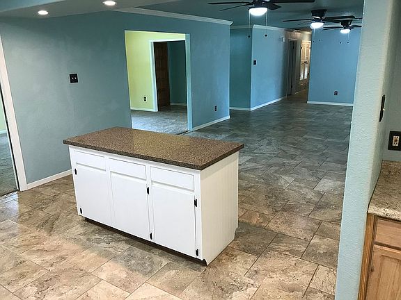 3rd image of 217 Topeka Dr