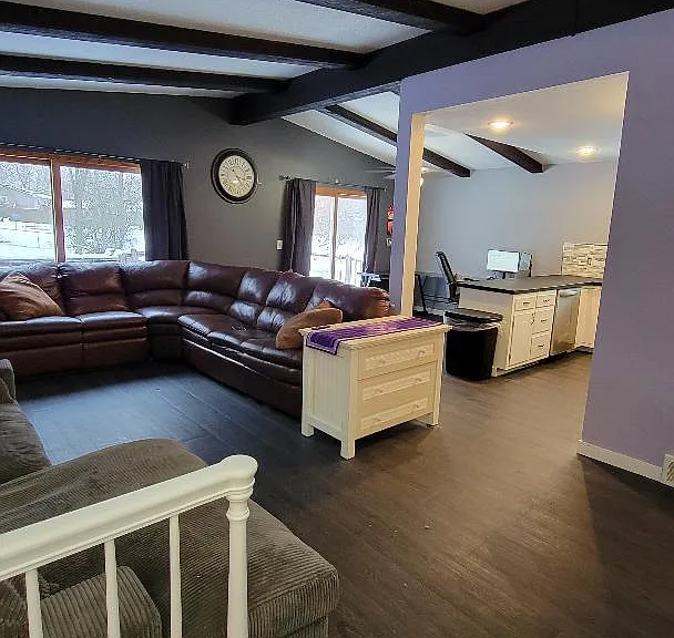 Upper level